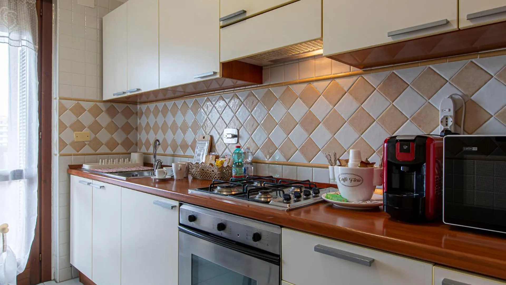Alloggio Turistico- Suite Leonardo Fiumicino Italy